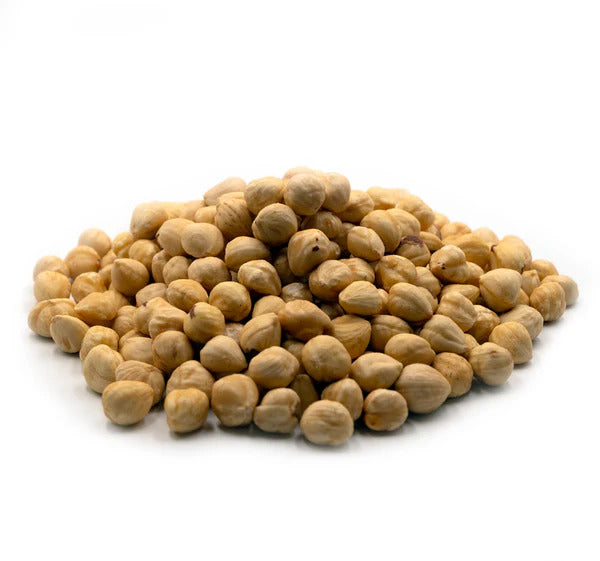 Haselnüsse blanchiert